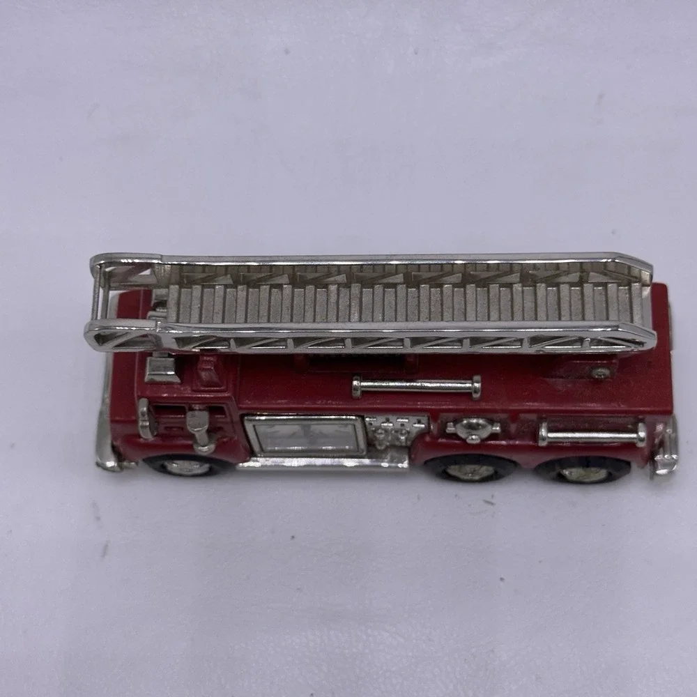 Vintage Timex Fire Truck Desk Clock Diecast Ladder Truck 4.5